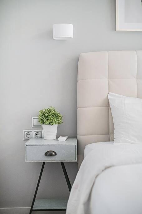 Ferienwohnung A12 Pristine 1Bedrooom Flat Near Parthenon In Athens' Heart Exterior foto